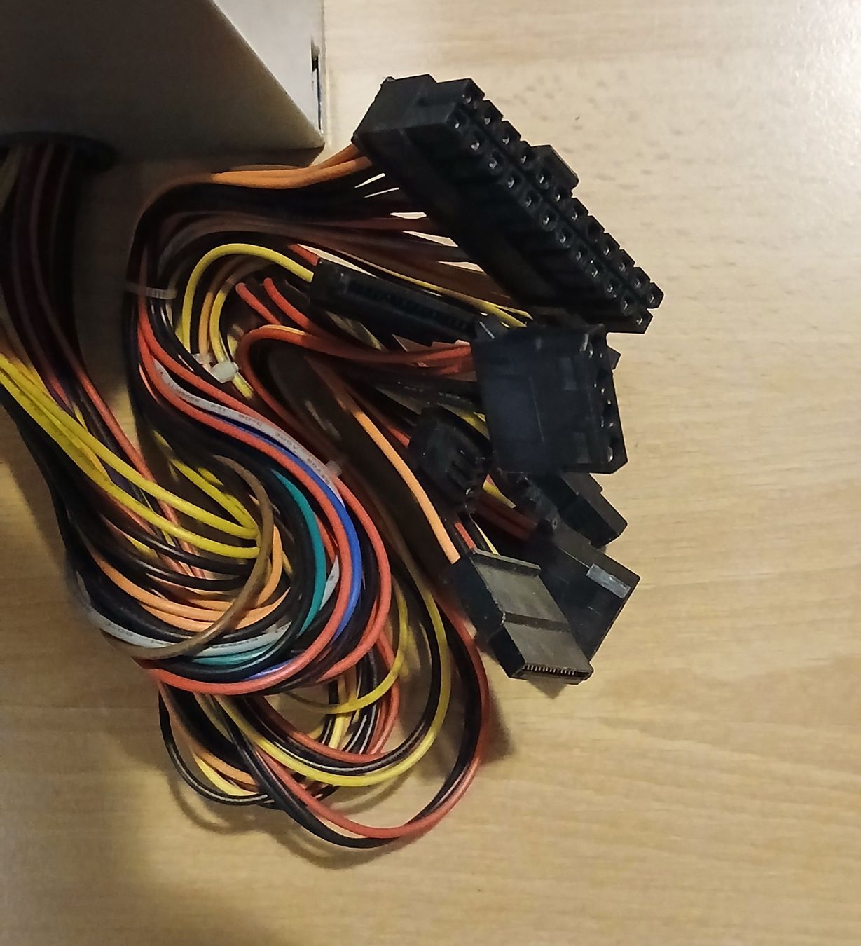 Elektronikbauteil: PC-Netzteil 500W – Neu (gemäss Beschreibung) aus Ueberstorf von tibolini 2