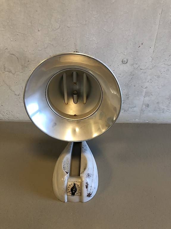 Radiateurs: Vintage Wärmelampe als Deko oder zum Basteln – D'occasion à Vallamand par Petschli01 1