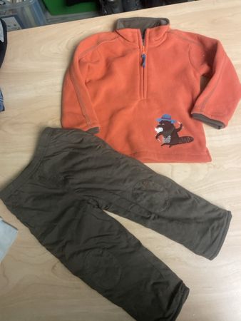 Kinder C&A Fleece Set Hose+Pulli Gr.86 Top Zustand