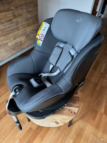 Britax Römer Seggiolini per auto: Britax Römer Dualfix M I-Size Kindersitz – Usato da Oberweningen venduto da ele_bf2t