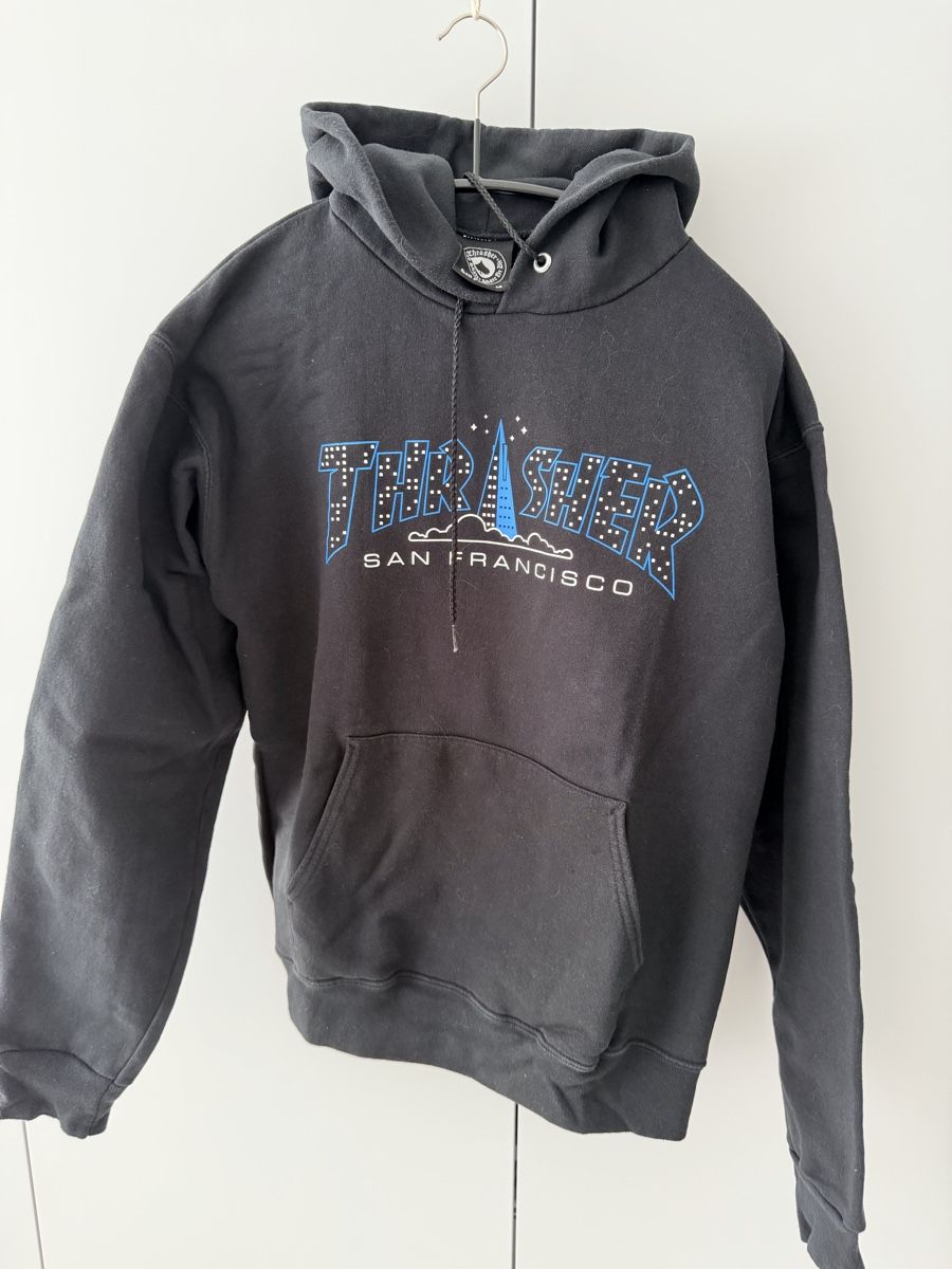 Pulls & Sweat-shirts: Thrasher Kapuzenpulli Gr. S Schwarz – Neuf (Voir description) à Zumikon par DesignDeluxe