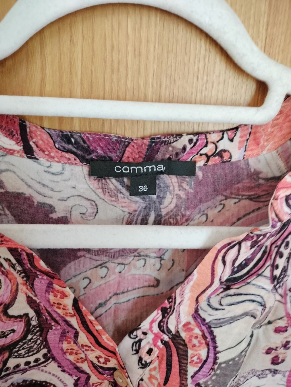 Comma Camicette: Comma Bluse gr 36 neu – Nuovo e nell'imballaggio originale da Gordevio venduto da LadyTicino 2