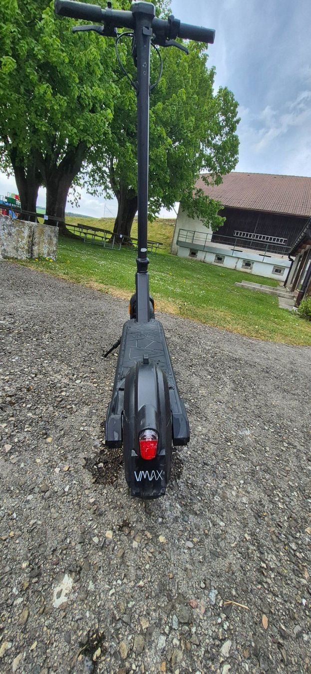 VMAX Kickboard: E-Scooter VMAX VX2 PRO ST BLACK – Gebraucht aus Asuel von petignat14 4