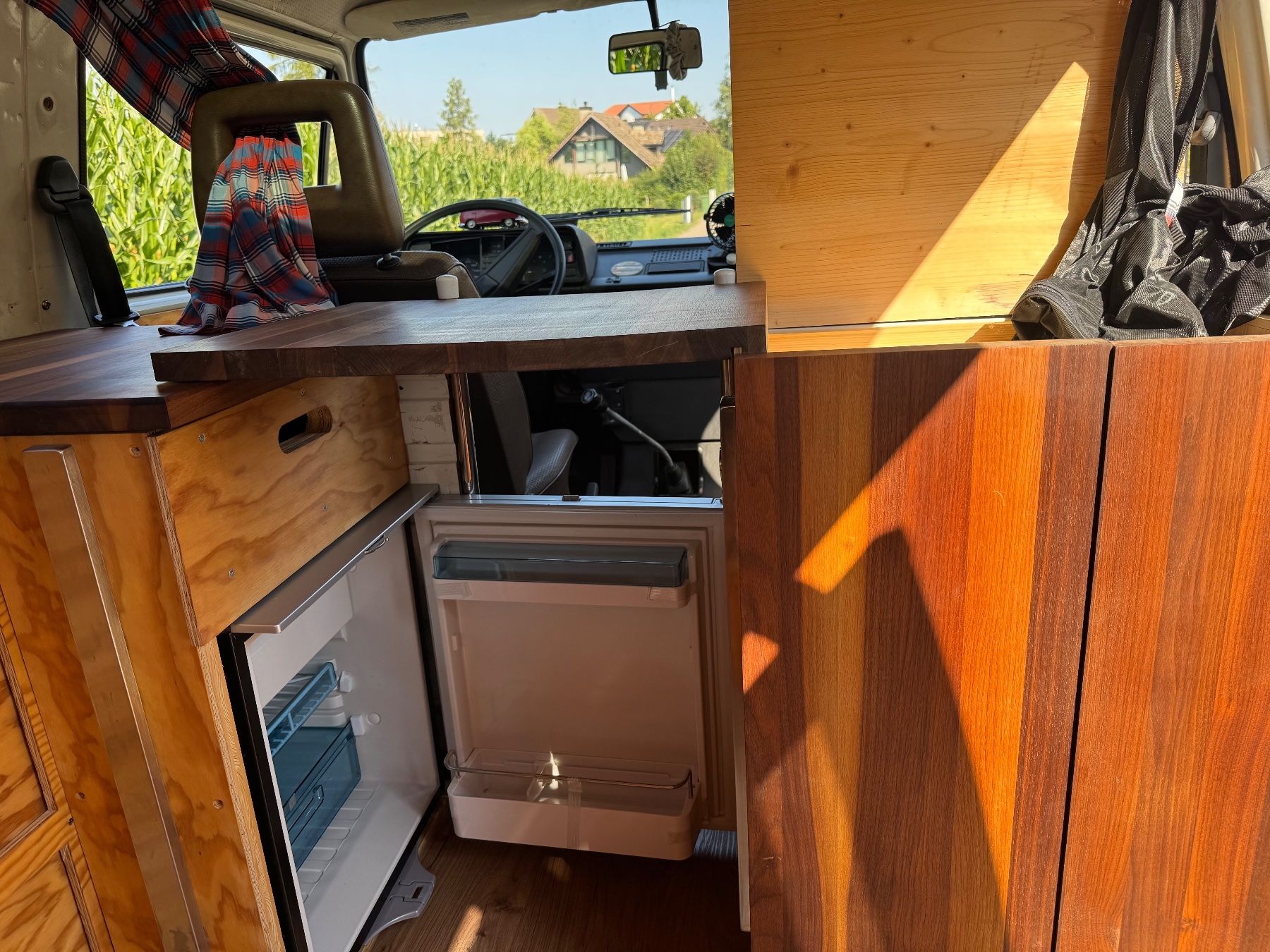 VW Veicoli da campeggio: VW-Bus T3 Typ 2 ausgebaut als Camper – Usato da Affoltern am Albis venduto da heebha 5