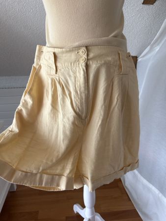 Pimkie Damen Shorts gelb Grösse 38 Leinenmischung neu