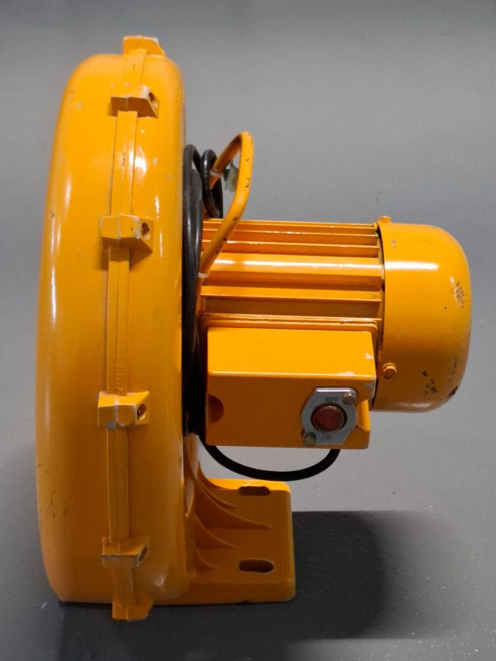 Soffiatori & Aspiratori per foglie: Souffleur Swiftech HT-230 air blower 360W – Usato da Villars-Ste-Croix venduto da pau_8fls 2