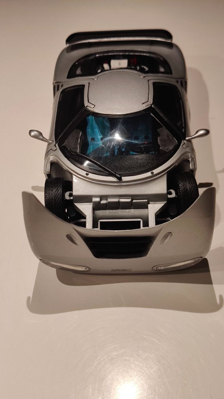 Modellini d'auto: Lotec Sirius Maxi Car 1:18 silber – Nuovo (secondo la descrizione) da Alpnach Dorf venduto da Rrducati 9