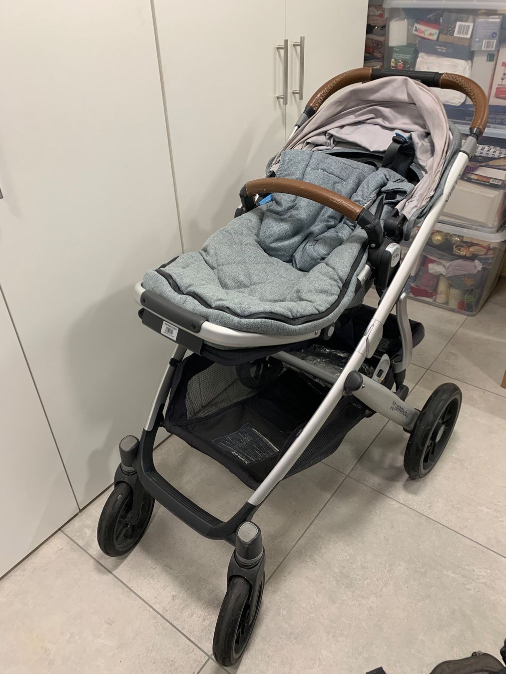 UPPAbaby Kinderwagen: Uppa Baby Vista – Gebraucht aus Binningen von pet_v9sw 1