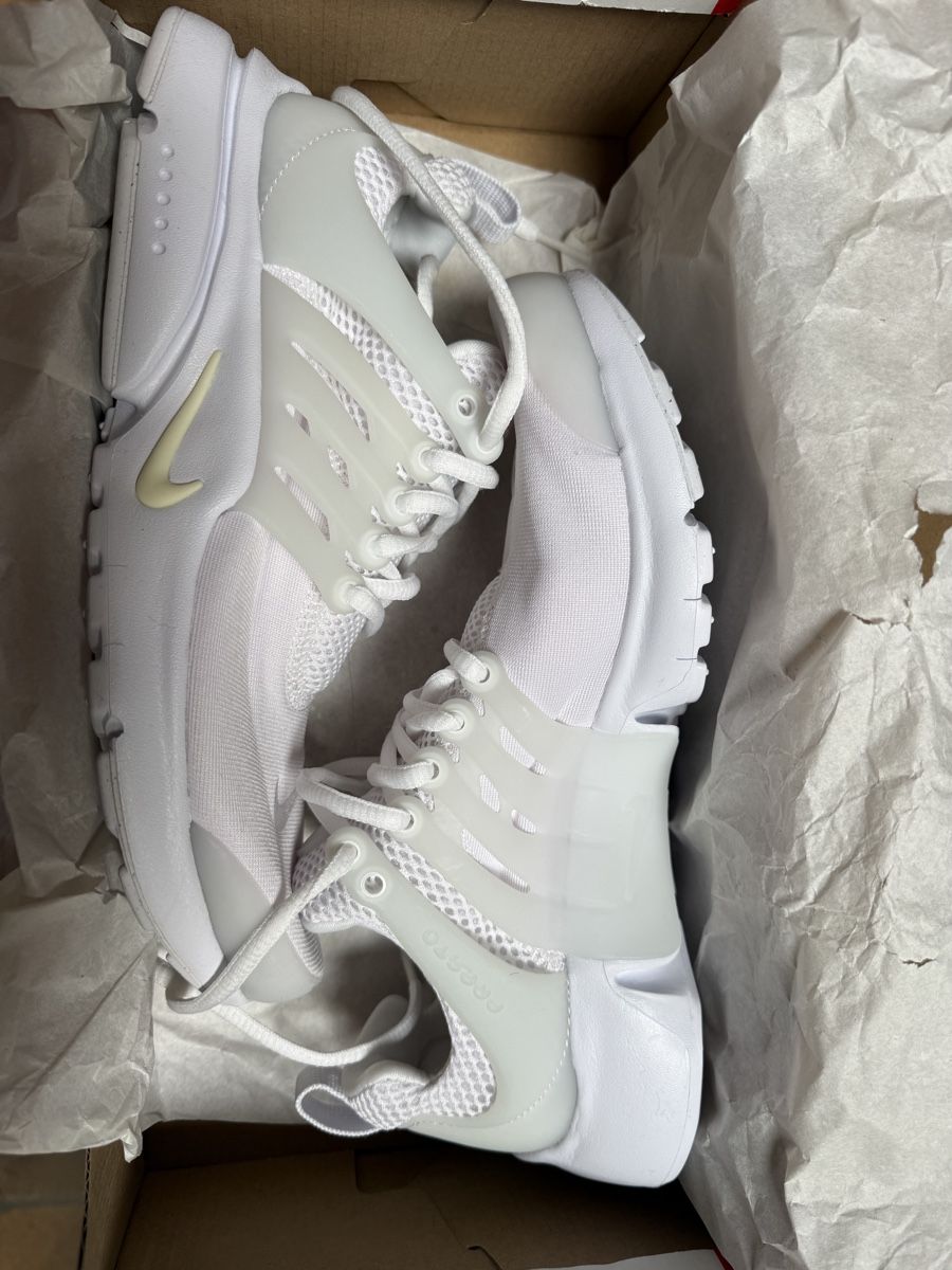 Nike Herrenschuhe: Nike Presto weiss Gr. 40 NEU – Neu und originalverpackt aus Obergösgen von hot-berry