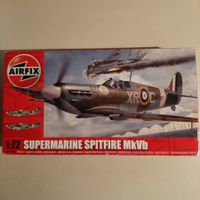 982 ... Supermarine Spitfire Mk V B ... Airfix 02046