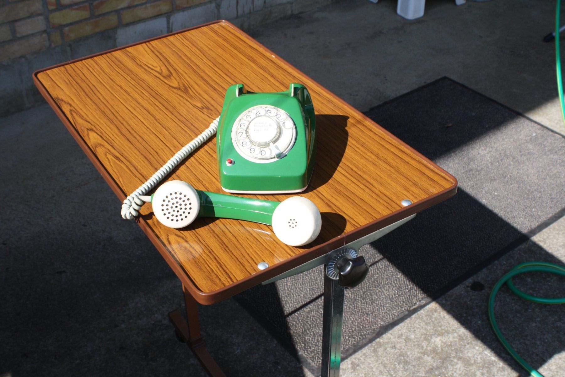 Telefoni: TELEFON VINTAGE MIT WÄHLSCHEIBE – Usato da Wauwil venduto da Pneuedy 6