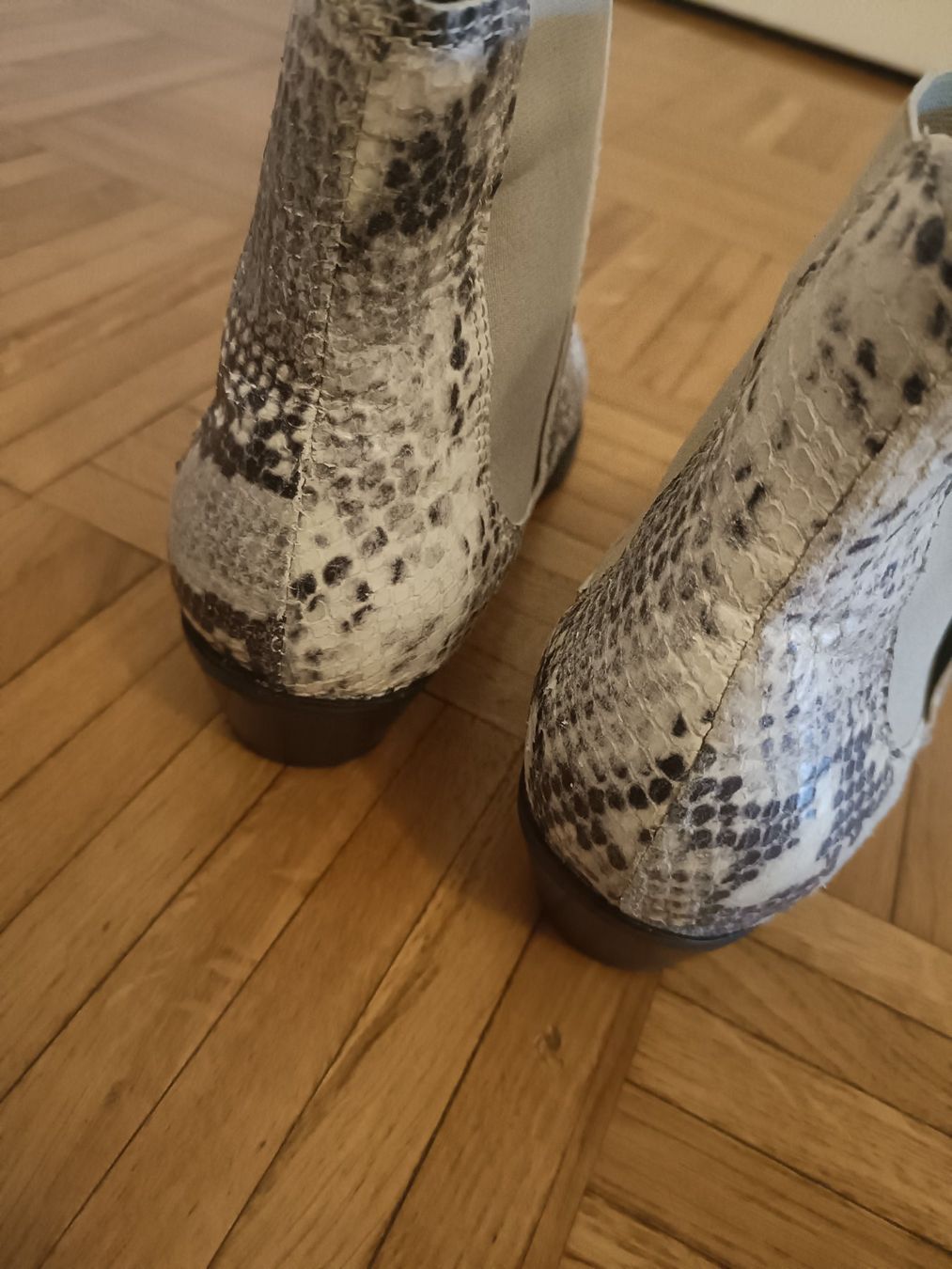 Damenschuhe: Bottes – Gebraucht aus Grand-Lancy von ana_7y2f 4