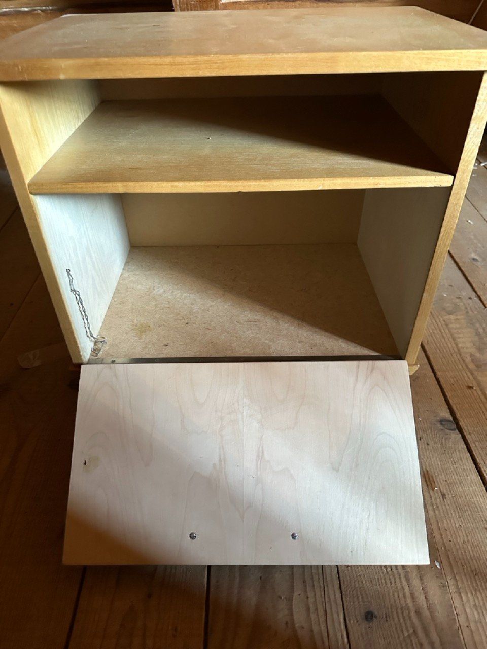 Tables de nuit: Mid-Century Nachttisch – D'occasion à Ins par ab_80 2