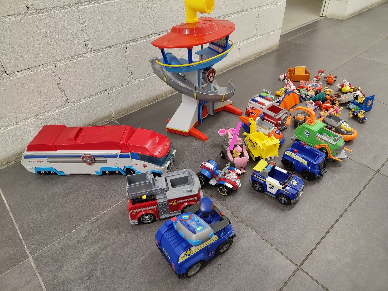 Giocattoli: Paw Patrol Spielzeug Sammlung – Usato da Meilen venduto da vespaverkaeufer74