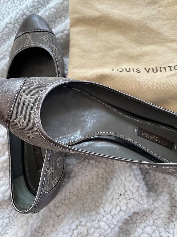 Scarpe da donna: Souliers Louis Vuitton  – Nuovo e nell'imballaggio originale da Châtel-St-Denis venduto da jin_9ycy 1