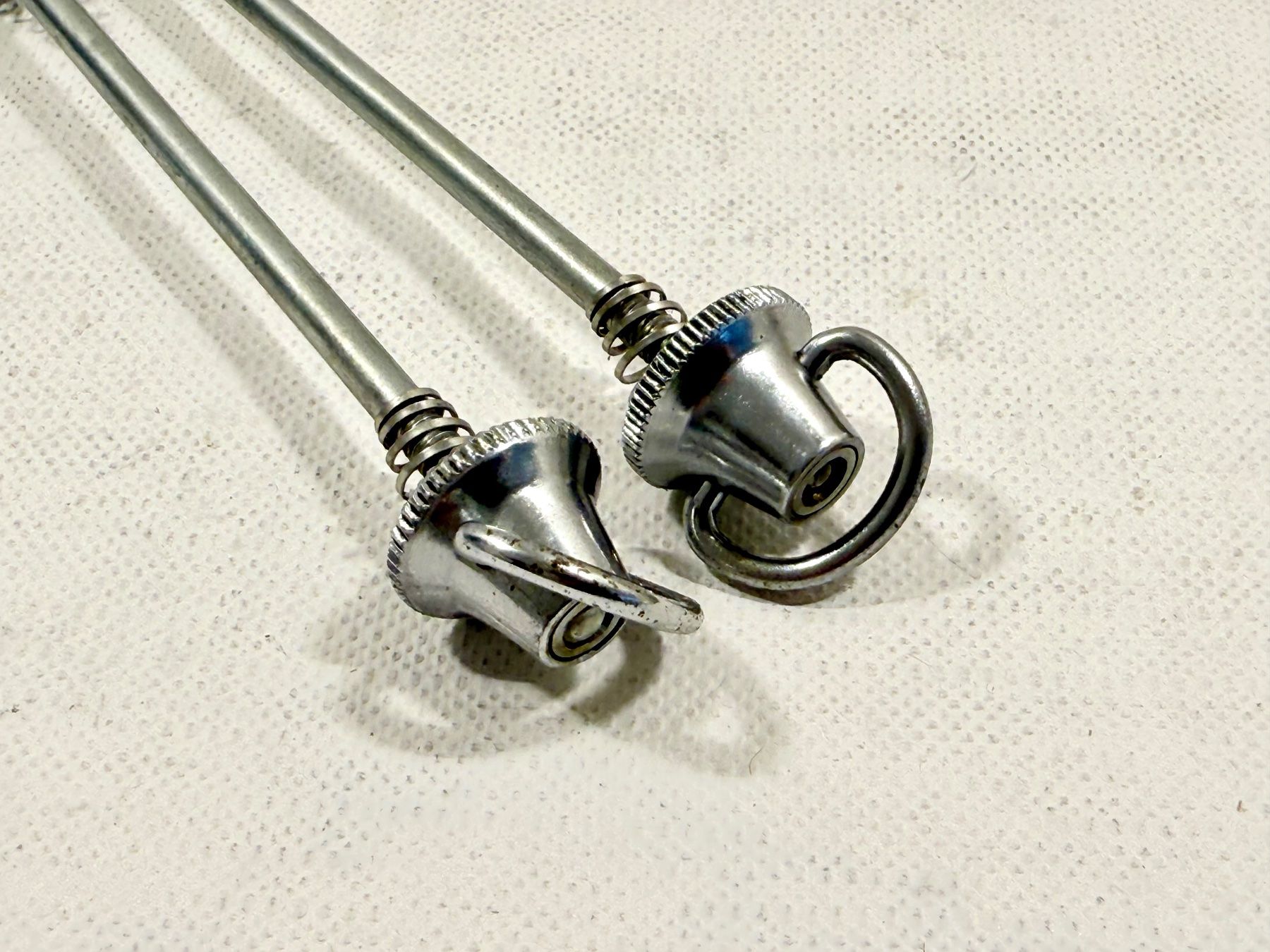 Shimano Pezzi di ricambio: First Generation Dura Ace Schnellspanner Set V+H TOPZ. 2601 – Usato da Luzern venduto da bikeandbeltcom 2