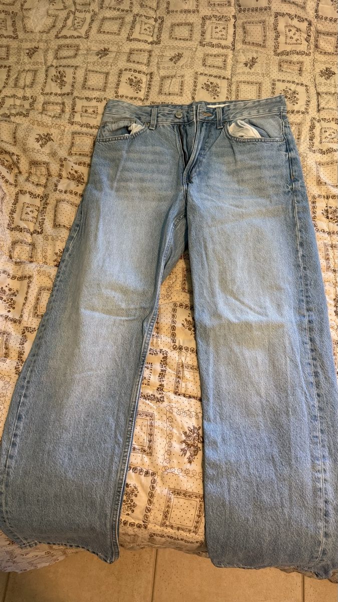 Bershka Jeans: Bershka Jeans Grösse 38 – Gebraucht aus winikon von lfisch04
