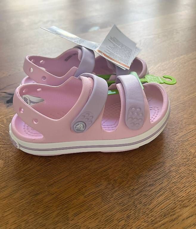 Scarpe per ragazze: Crocs Sandalen  – Usato da Uster venduto da CDiermayr 2