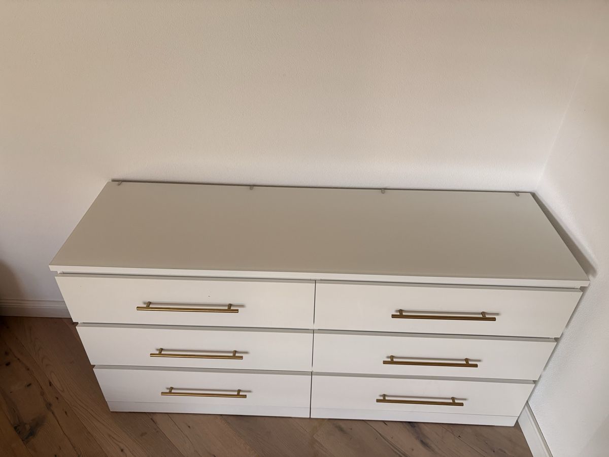 Ikea Cassettiere: IKEA MALM Kommode mit 6 Schubladen weiss – Usato da Sarmenstorf venduto da Bubelis 1