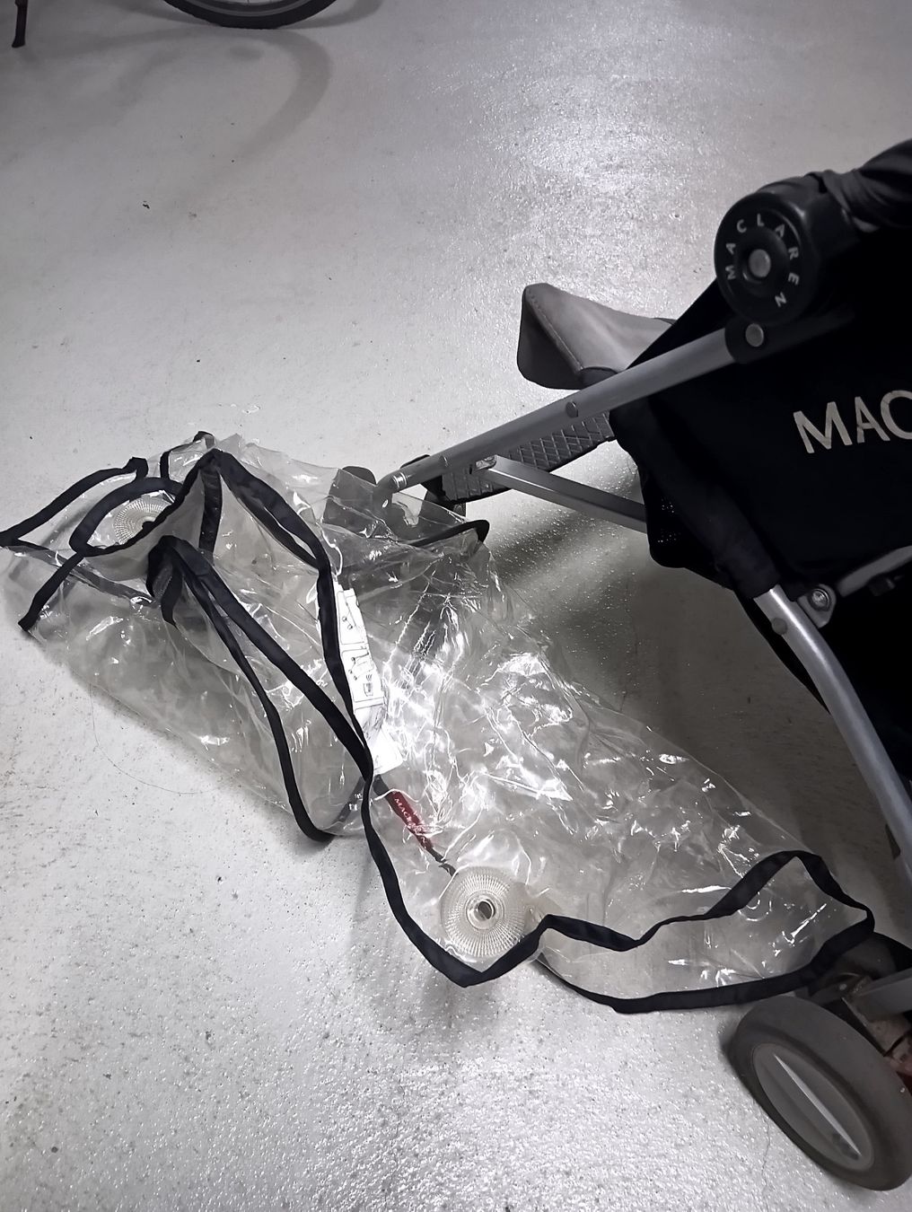 Mclaren Carrozzine: Maclaren Buggy – Usato da Burgdorf venduto da BabaJaga_2 2