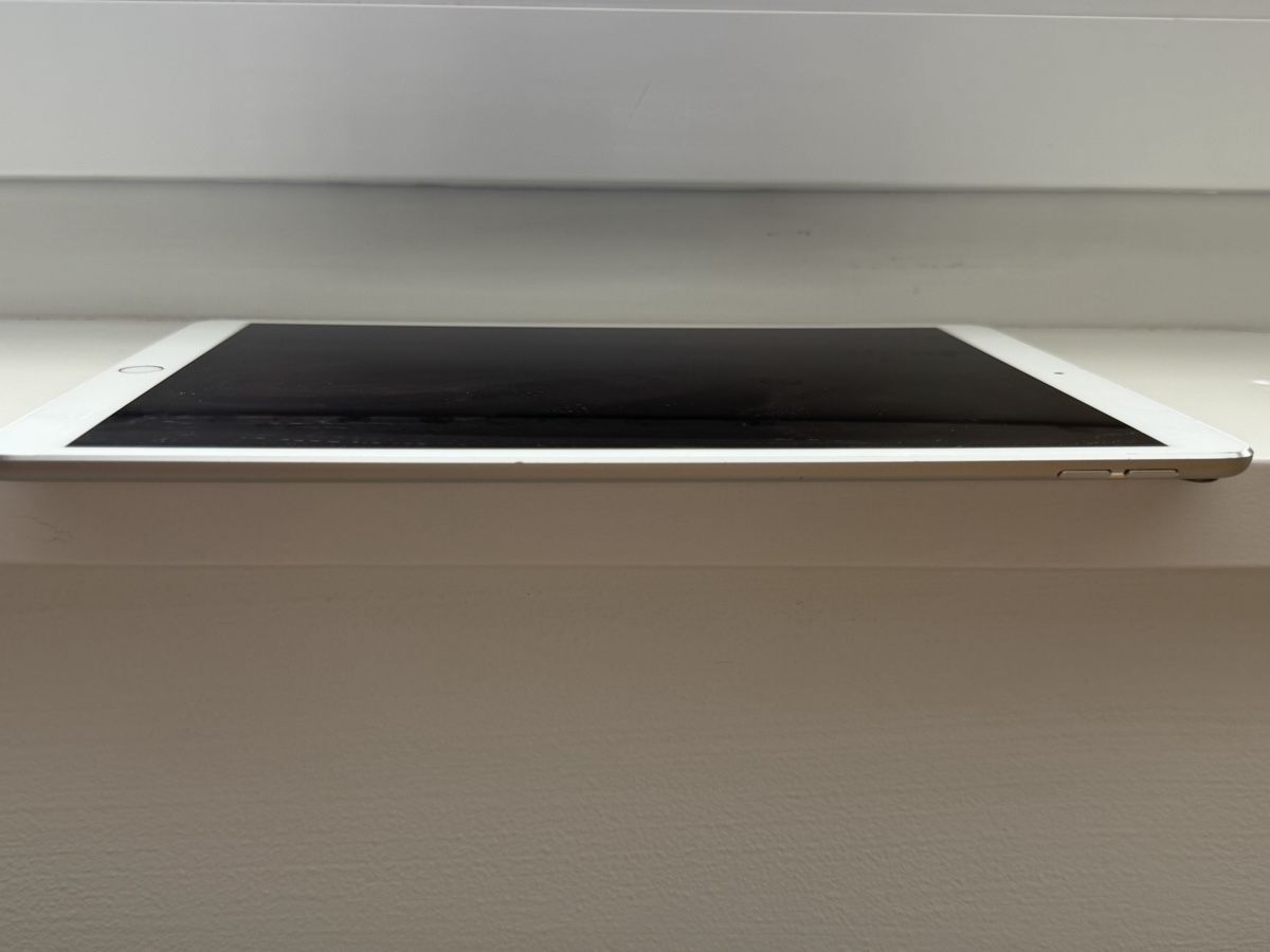 Apple Tablettes PC: iPad Pro (10.5 inch), 64 GB, Silver – D'occasion à Winterthur par hansophia 3