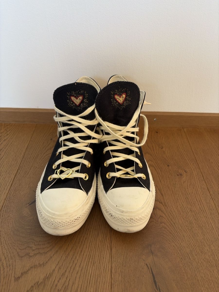 Converse Damenschuhe: Converse All Star Sneaker schwarz Grösse 40 – Gebraucht aus Chur von Mity88