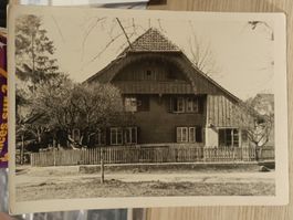 Echt Photo Karte / Wohnhaus Wo? Gelaufen Bahnpost 1956