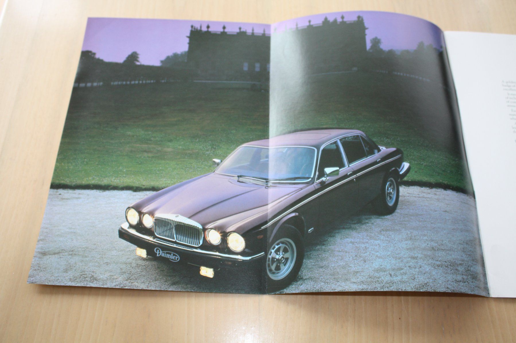 Daimler Documenti: Daimler Prospekt mit UK-Preisliste 1982 – Usato da Wikon venduto da erwin400 1