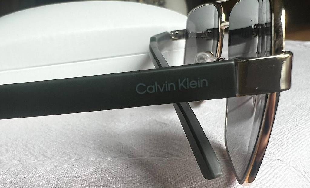 Occhiali & Lenti: Lunettes de soleil Calvin Klein – Nuovo (secondo la descrizione) da Genthod venduto da mar_g8vn 2