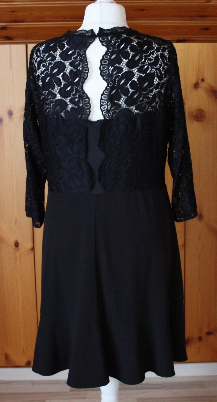 Vestiti: Kleid YESSICA mit Spitze schwarz Gr. 46 – Usato da Flüelen venduto da Diversicum-Curvy 6