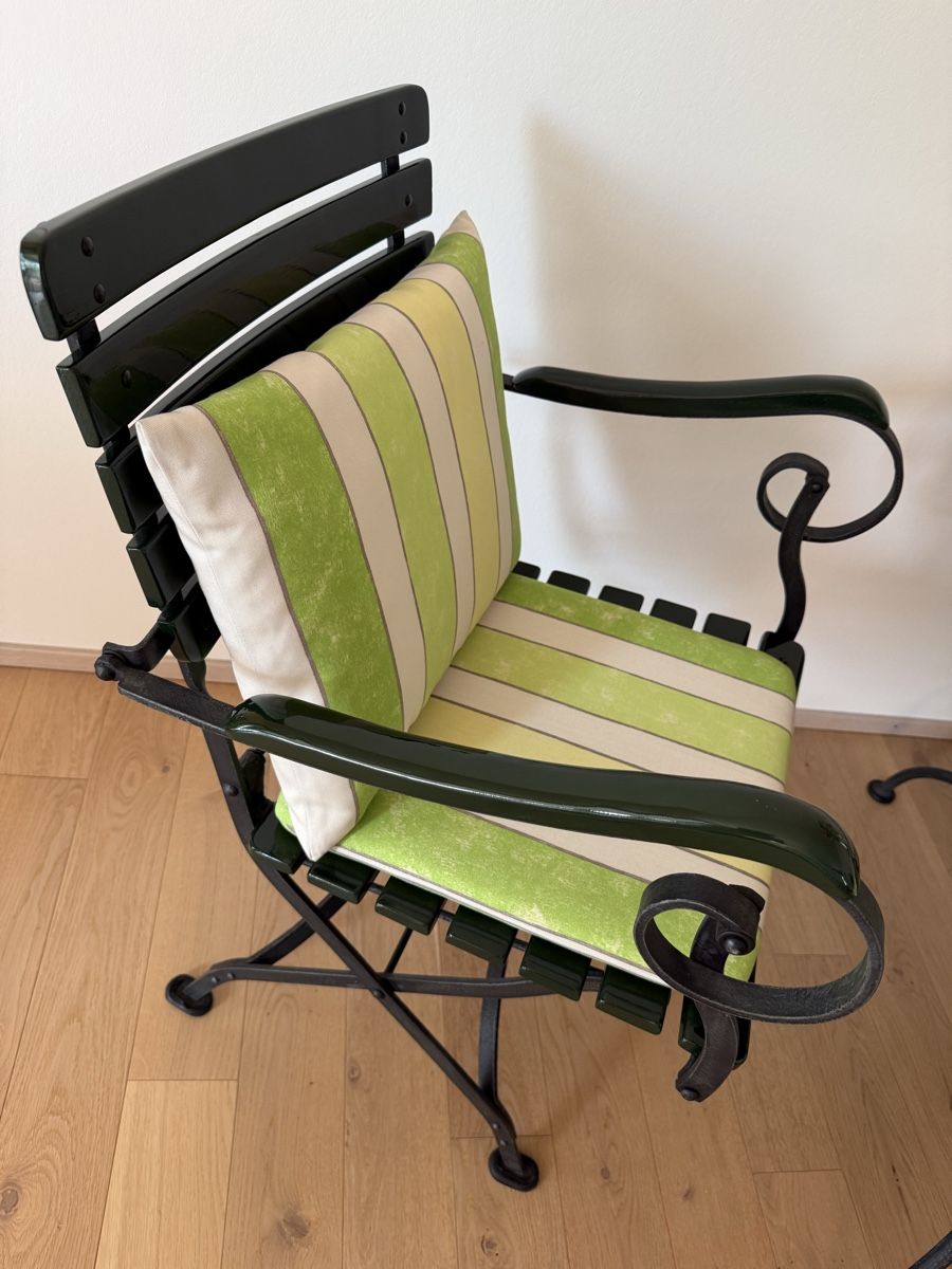 Tische: Gartentisch rund mit Gartenstühlen – Neu (gemäss Beschreibung) aus Gossau SG von breja 3