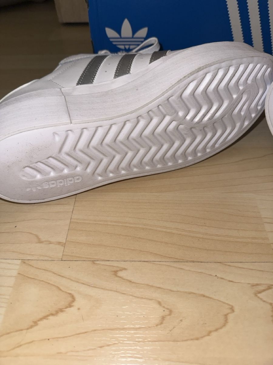 Adidas Scarpe da donna: Adidas Superstar Bonega, Gr. 39 1/3 Neu – Nuovo (secondo la descrizione) da Grenchen venduto da NorHas 5