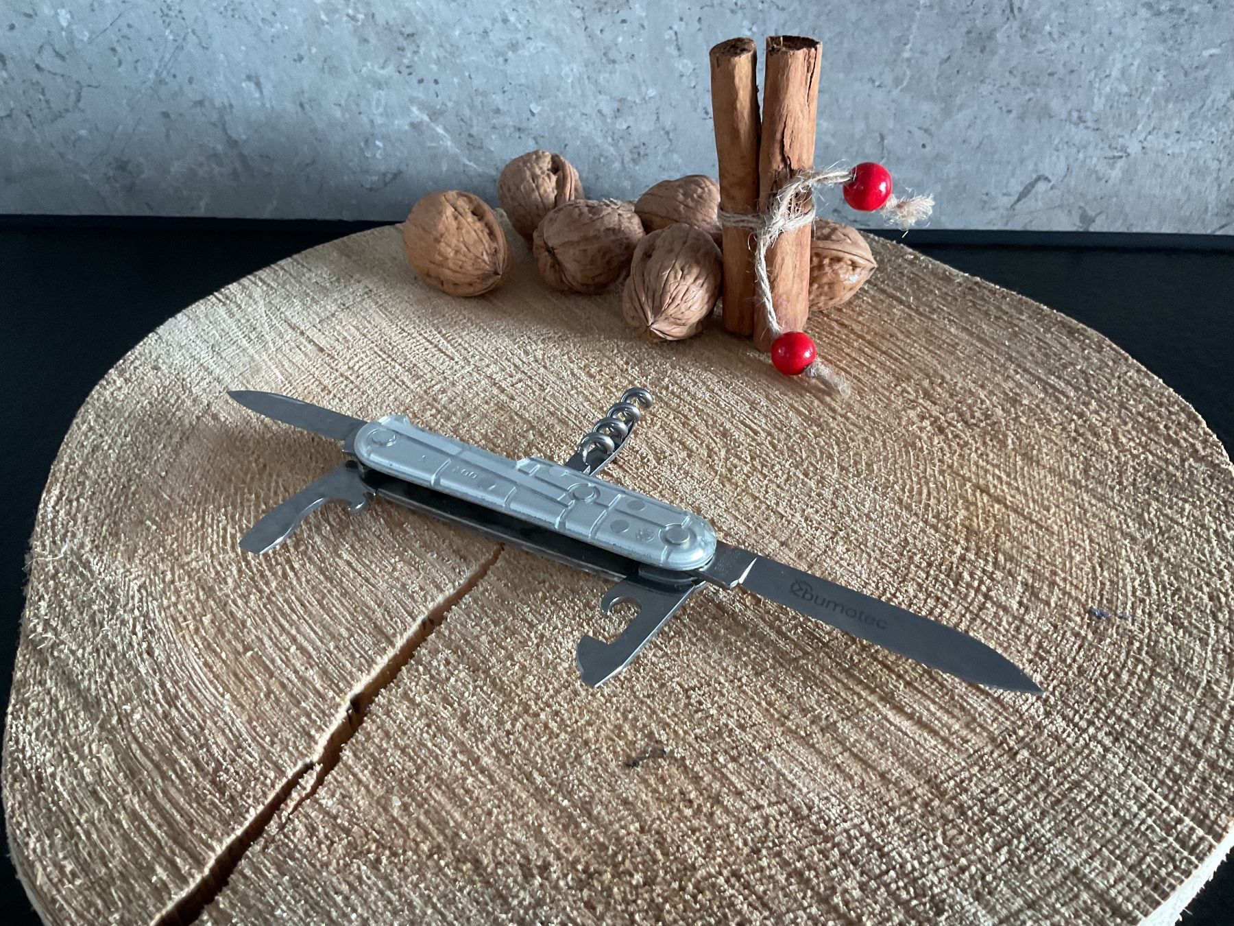 Victorinox Coltelli tascabile: Couteau de poche – Usato da Neuchâtel venduto da sta_7qfy 3