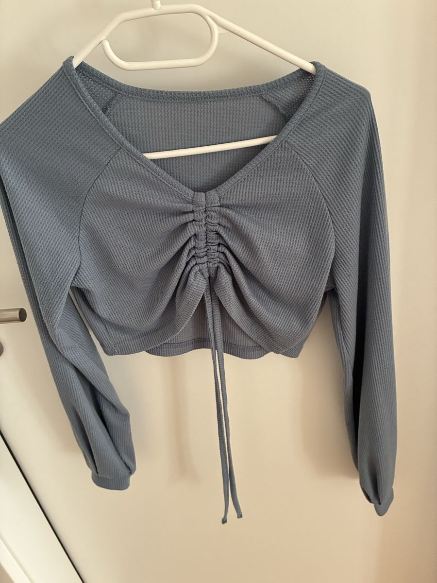 Pullover & Sweatshirts: Pullover – Gebraucht aus Bassersdorf von secondhand_clothing