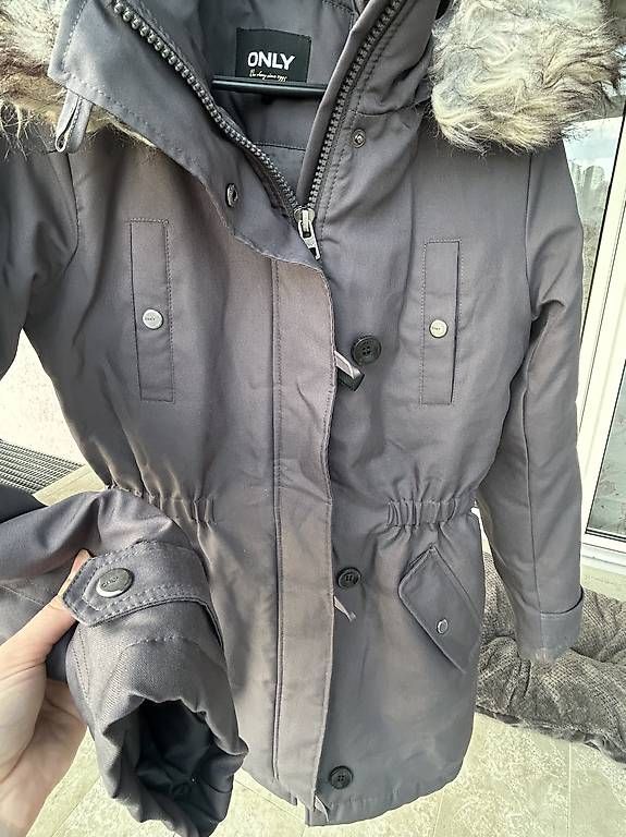 Cappotti: Only Parka Grösse S – Usato da Niederbuchsiten venduto da idontknow. 2