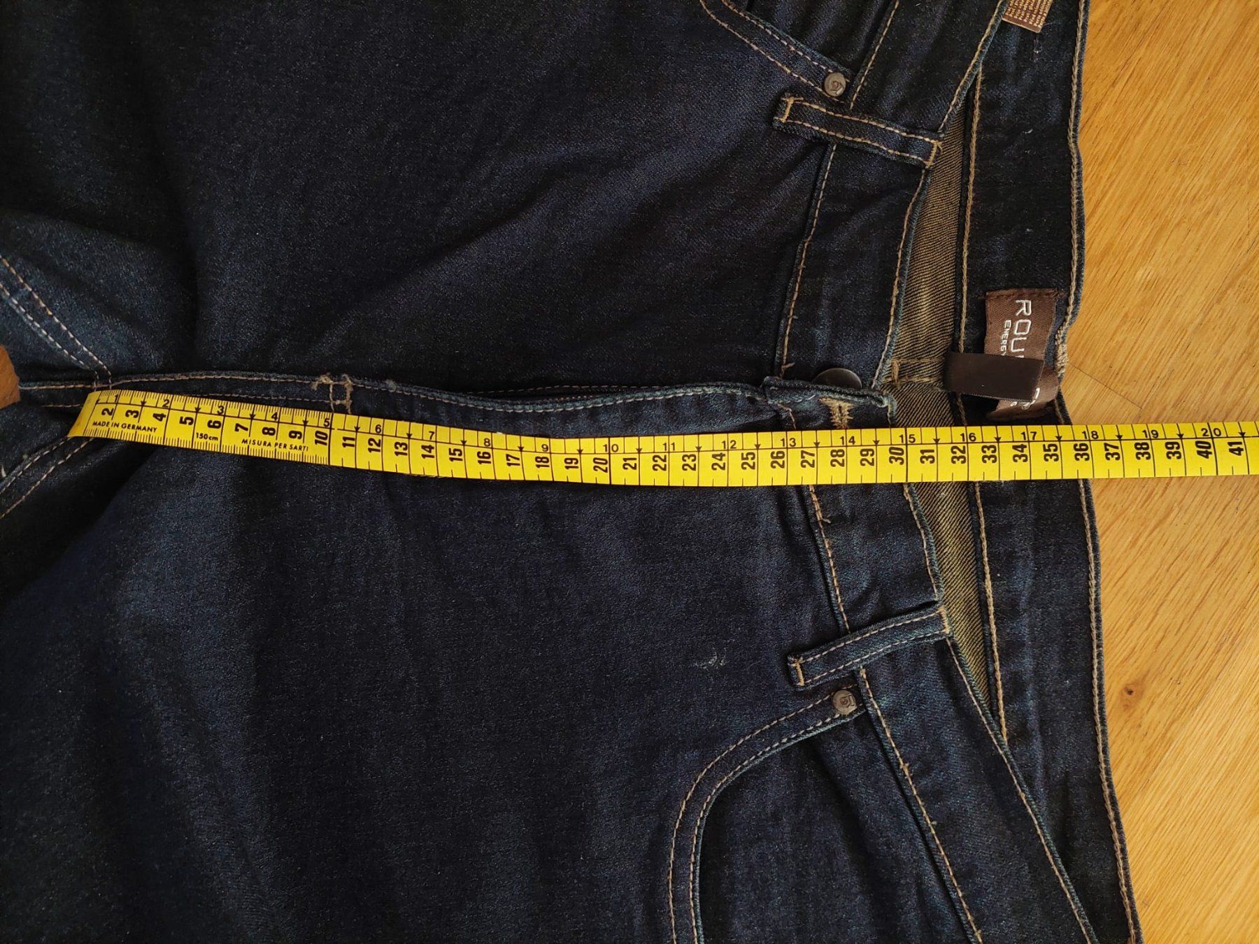 Jeans: Jeans neu Marke Rounder – Nuovo (secondo la descrizione) da Wetzikon ZH venduto da Sylkli 4