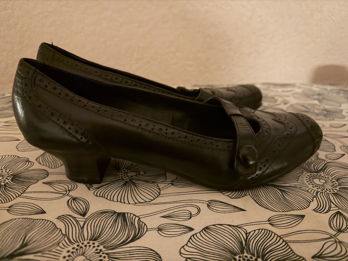 Damenschuhe: Chaussures Janet D en vrai cuir taille 39 – Gebraucht aus Savagnier von Pivovar2 3