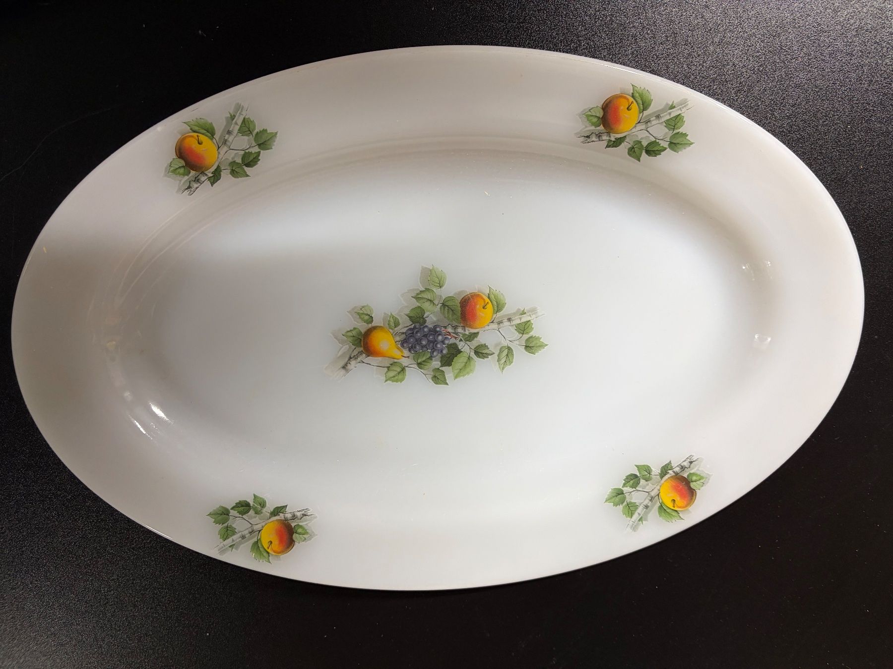 Plateaux: Glasplatte mit Früchtemuster – D'occasion à Obergösgen par Andre118