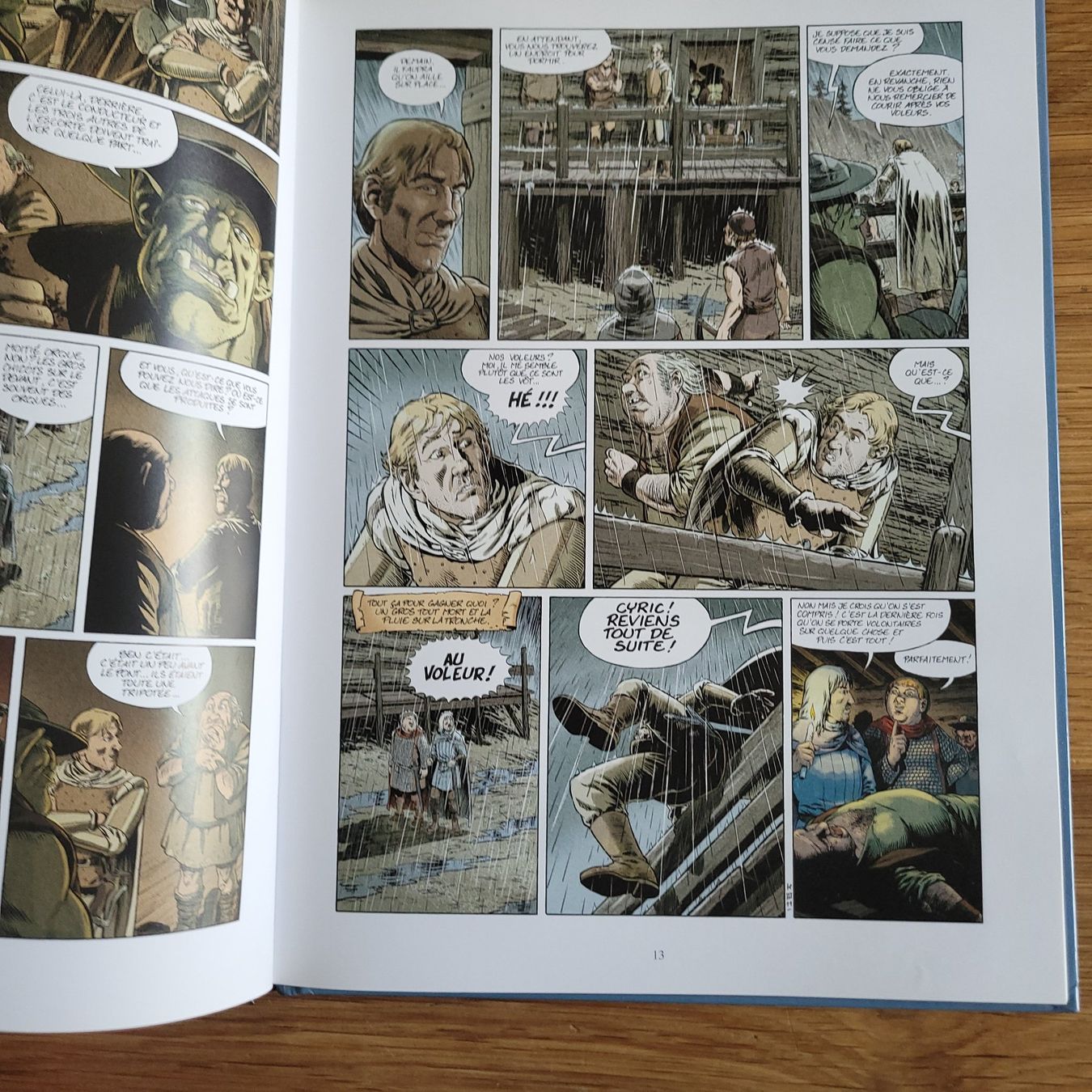 Fumetti: BD EO Kaamelott 3. L'Enigme Du Coffre – Usato da Biel/Bienne venduto da Destockweb 4