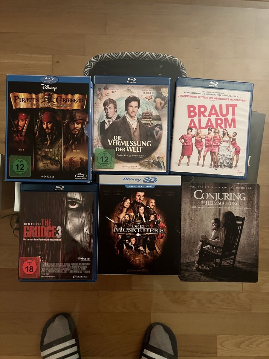 Tutti i DVDs: 54 DVD‘s/Blueray‘s – Usato da Huttwil venduto da Karly24