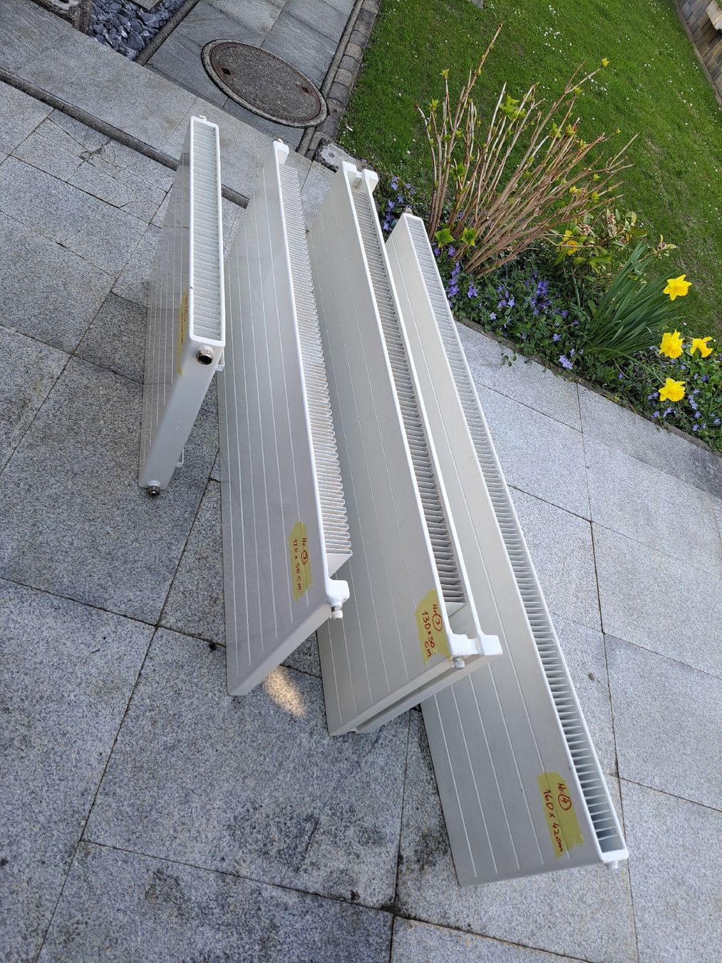 Altro in Utensili da giardino: Heizkörper  5 Radiator – Usato da Uzwil venduto da TeJel