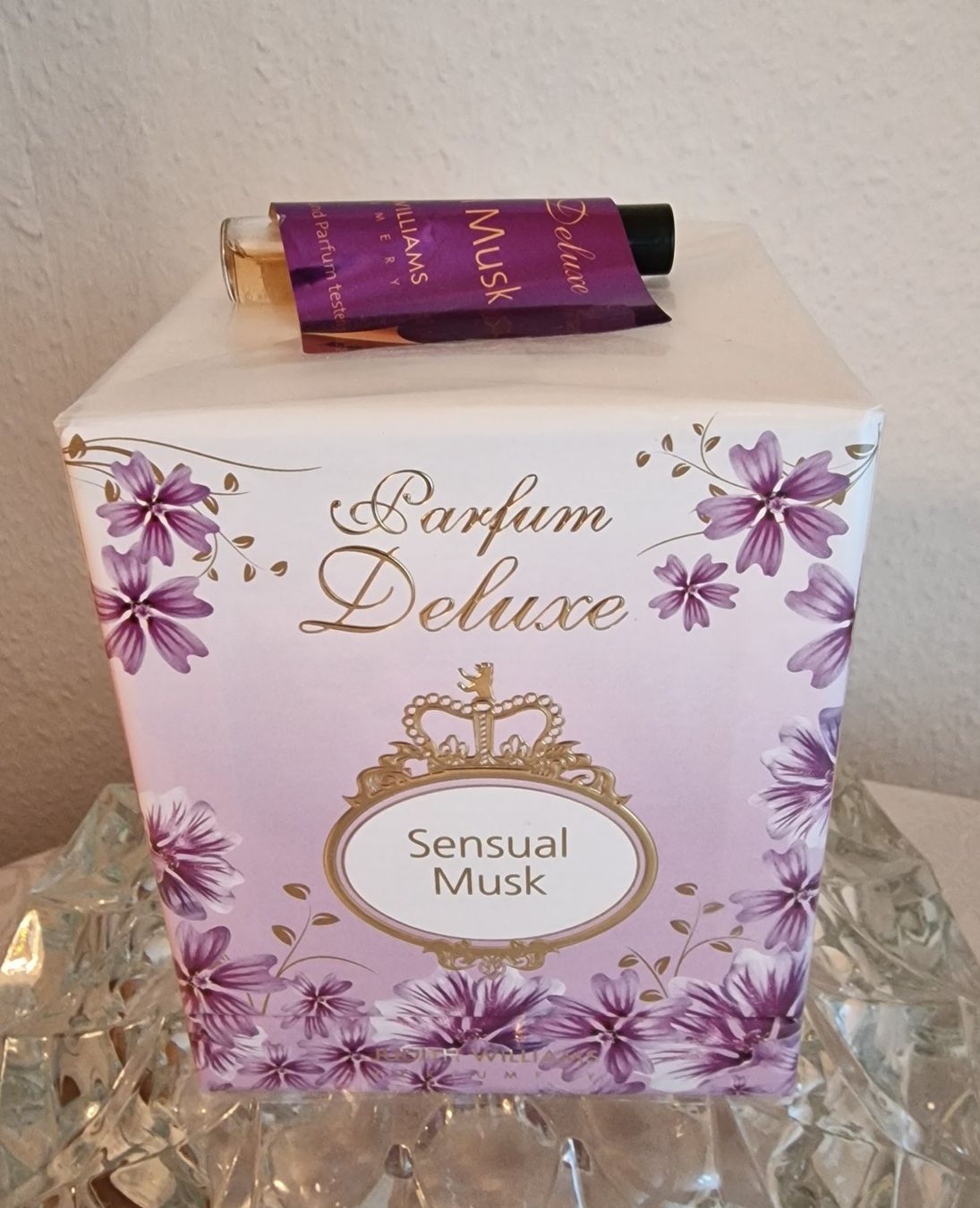 Profumi & Eau de Toilette: Parfum Judith Williams Sensual Musk 50ml – Nuovo e nell'imballaggio originale da Lupsingen venduto da Niceday