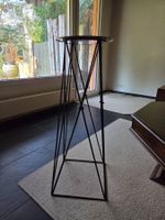 Eleganter Metall-Deko-Ständer / Sockel (92cm)