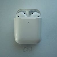 Original Apple AirPods 2 Gen. Kopfhörer mit QI Wireless Case
