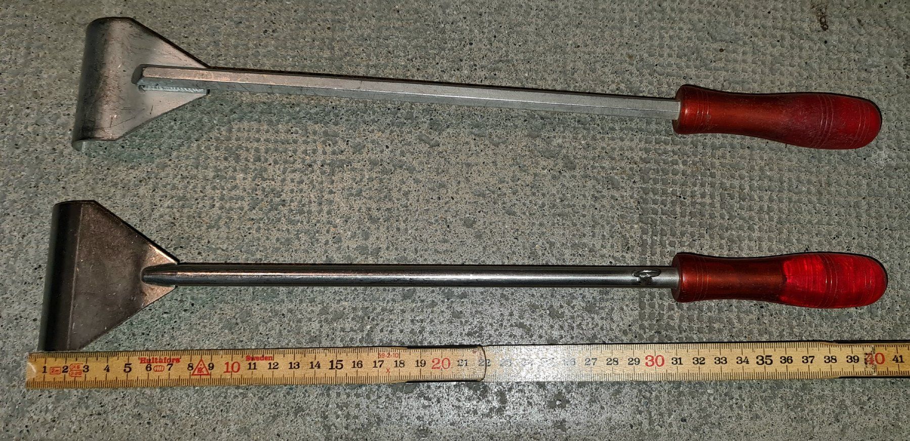 Tutti gli attrezzi: Deux outils pour le jardin. – Usato da Cortaillod venduto da signep 1