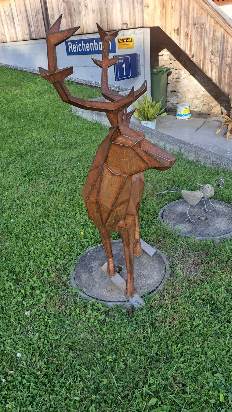 Sculture & Statue: Hirsch aus Eisen – Nuovo (secondo la descrizione) da Reichenbach i. K. venduto da Wskorpion 1