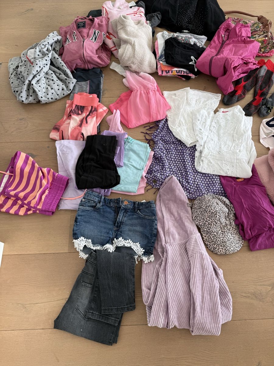 Lotti & Set di vestiti: Marken  Kleiderpaket  Schnäppchen! – Usato da Meilen venduto da Dievondort