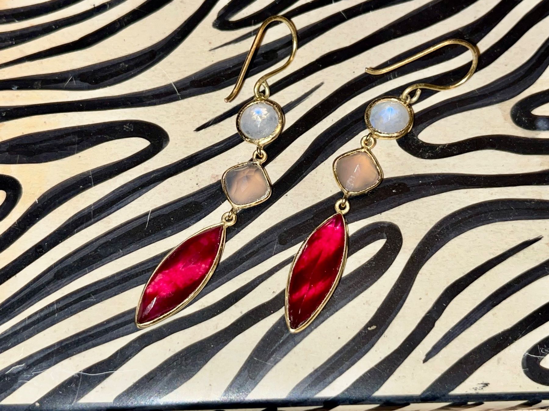 Orecchini pendenti & Orecchini a lobo: Boucles d'oreilles Moonstone – Nuovo (secondo la descrizione) da Perrefitte venduto da lulusphere