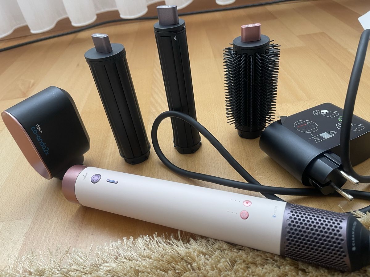 Dyson Asciugacapelli: Dyson Airwrap Co-anda 2x – Usato da Seewen SZ venduto da bil_hhm7 1