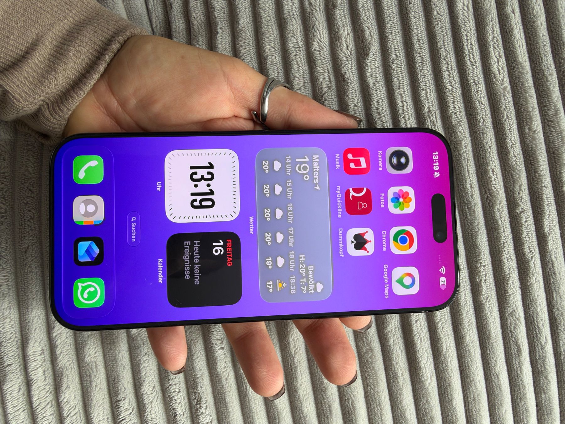 Apple Handys / Smartphones: iPhone 16 Pro Max – Gebraucht aus Malters von tin_2kfy 2